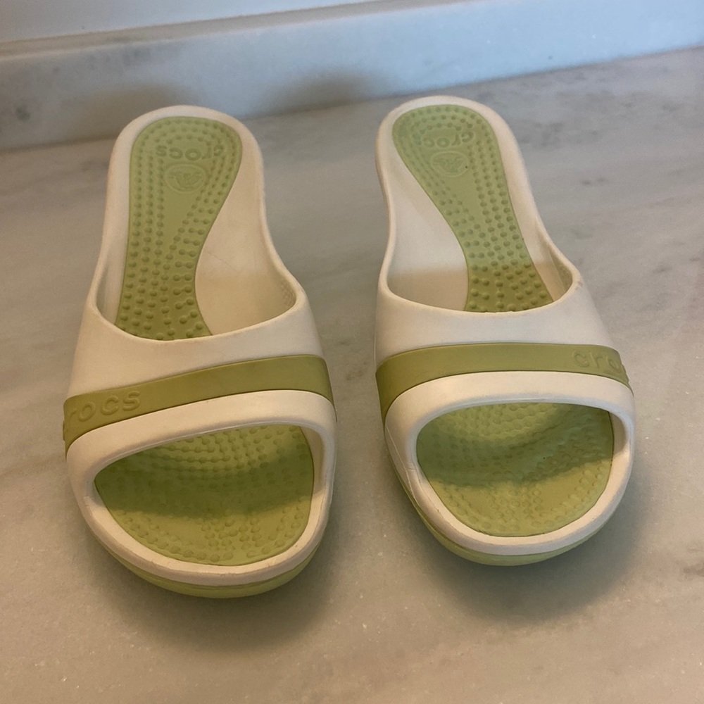 crocs wedges